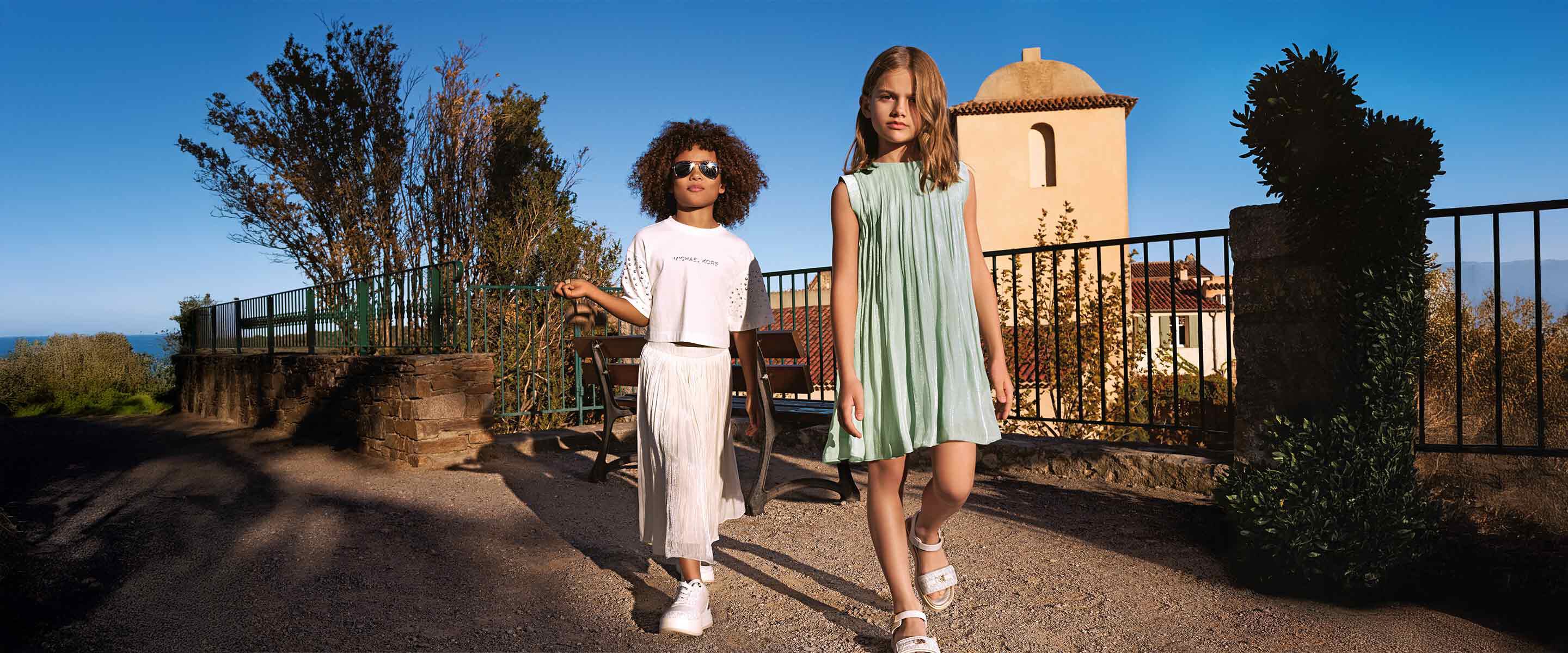 V&ecirc;tements et Accessoires pour enfants de la marque MICHAEL KORS