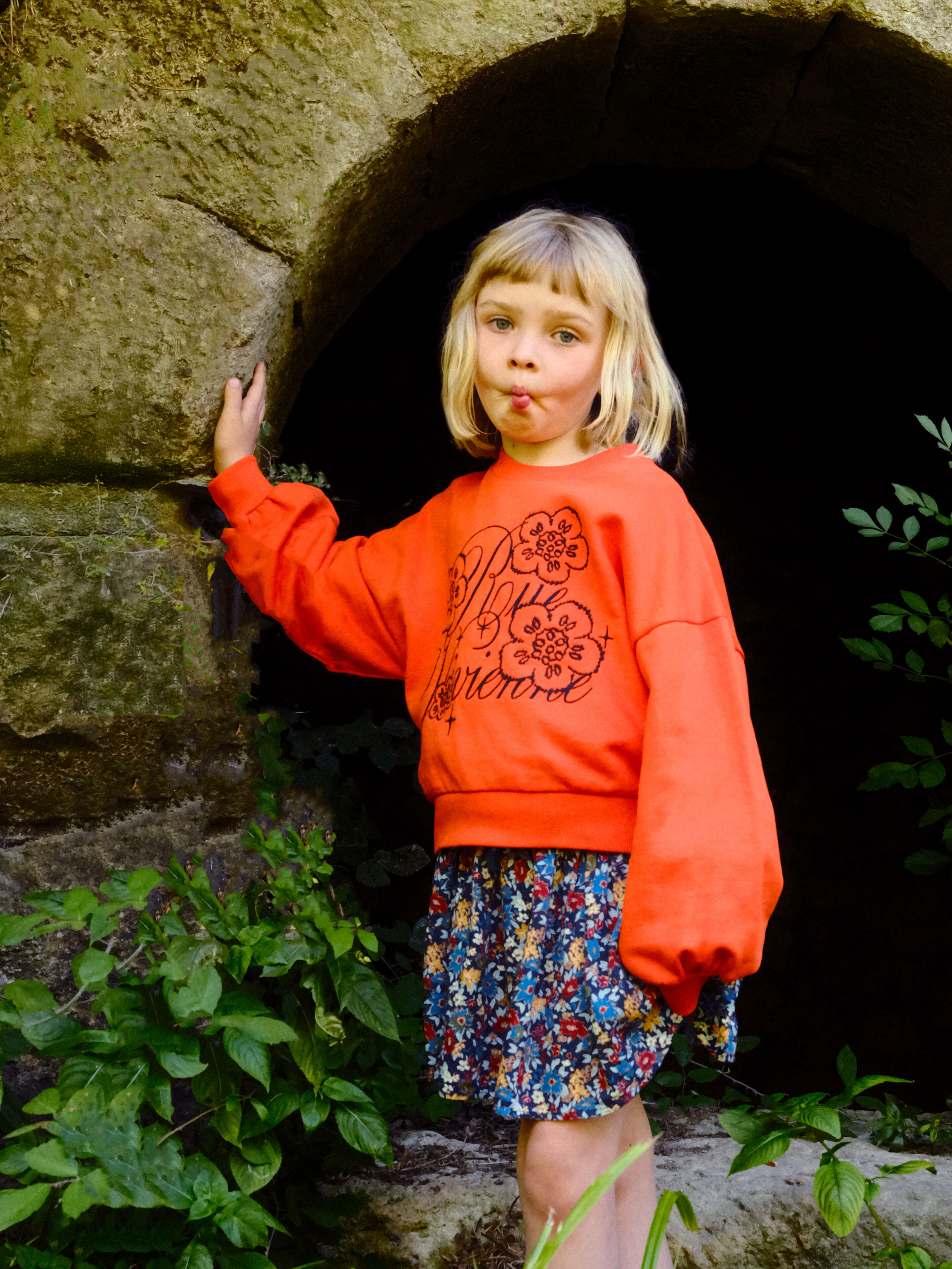 Look hivernal enfant avec écharpe et manteau BOSS style heritage