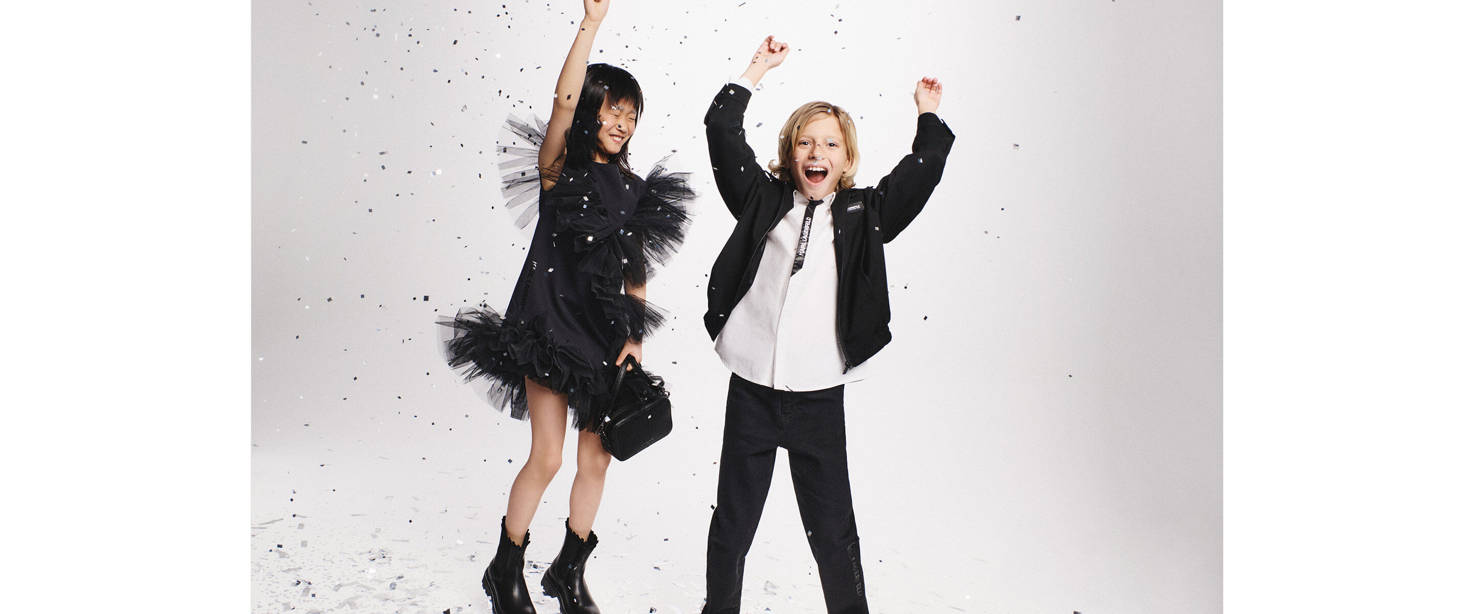 Vêtements et Accessoires pour enfants de la marque Karl Lagerfeld