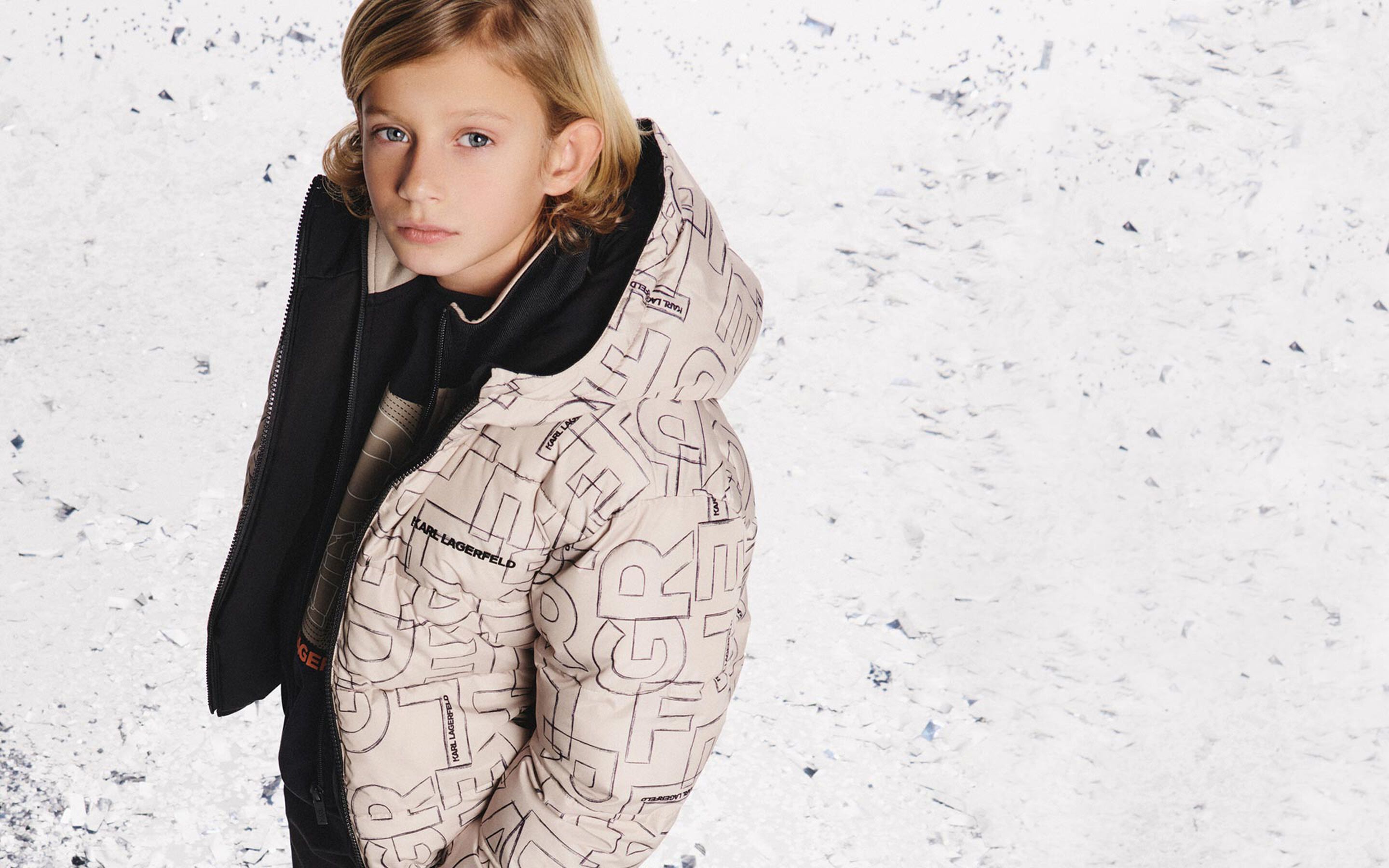 Les manteaux de la marque Karl Lagerfeld sur Kids around