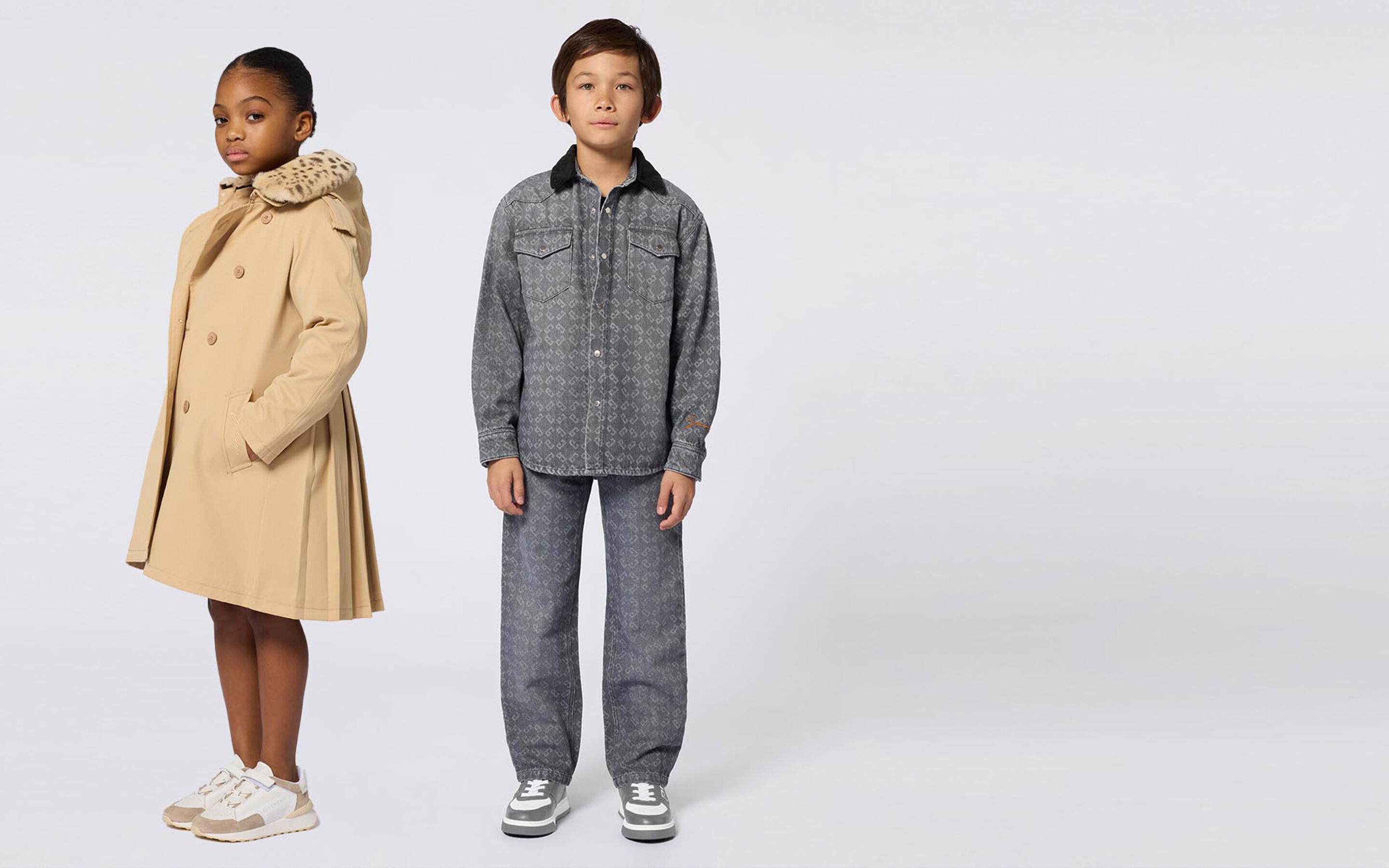 Vêtements et Accessoires pour enfants de la marque GIVENCHY