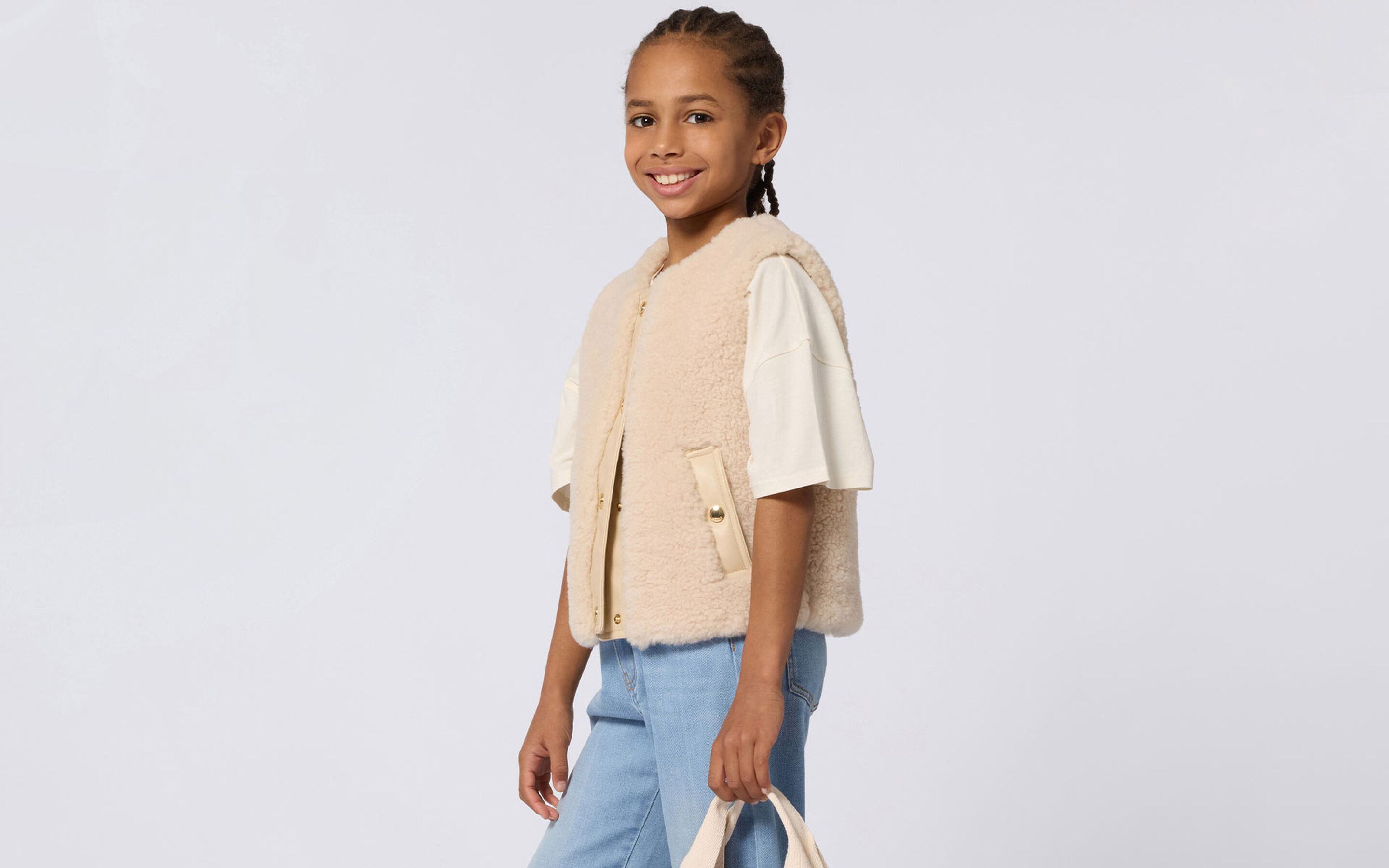 Découvrez la marque Chloé pour enfants sur Kids around – collections disponibles en ligne