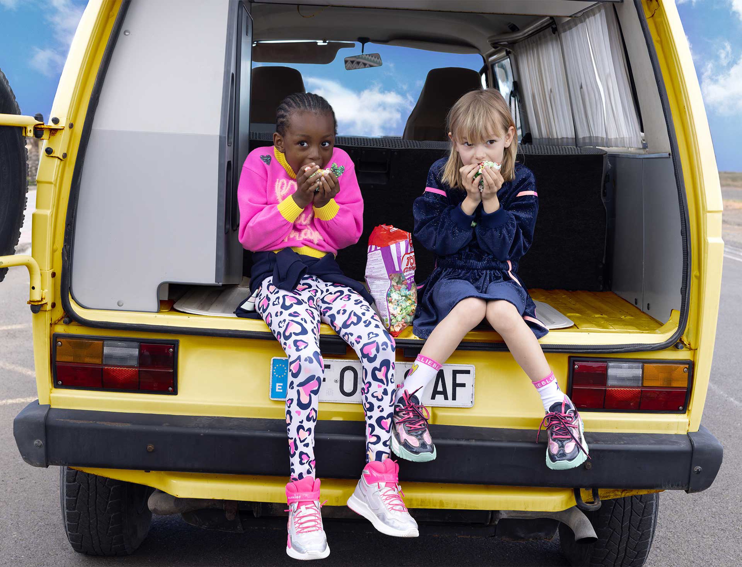 Marque de vêtements colorés pour fille Billieblush sur Kids around