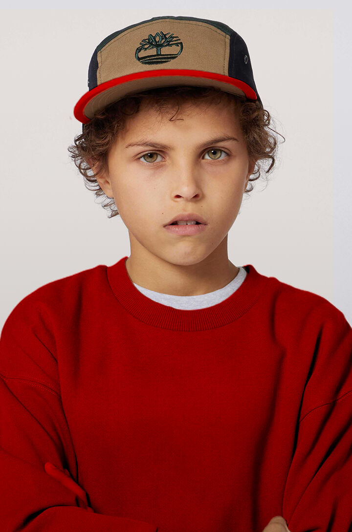 Premium- en luxe kinderkleding van topmerken, afgeprijsd bij Kids Around.