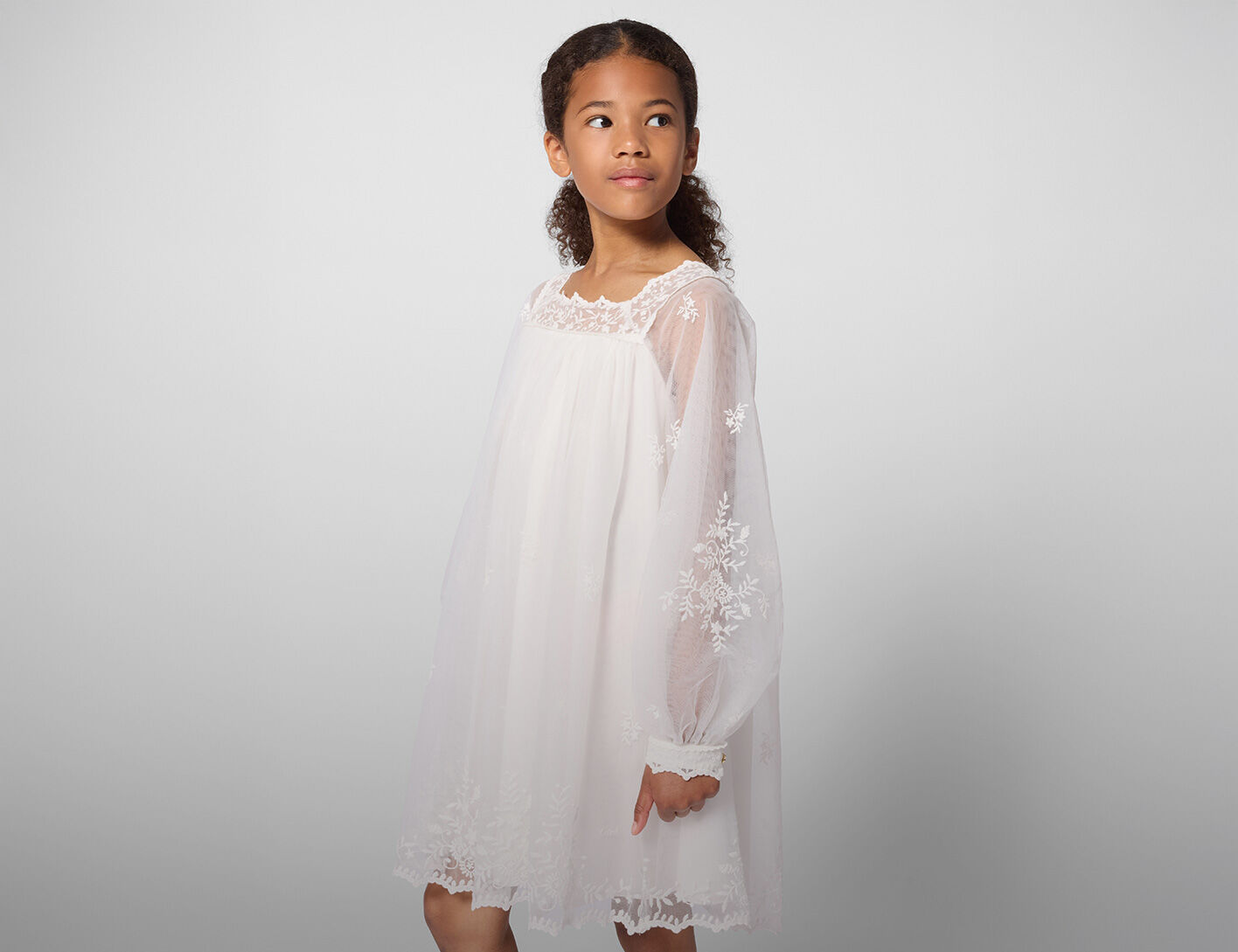 A coleção verão 2026 da marca de luxo Chloé Kids na Kids around
