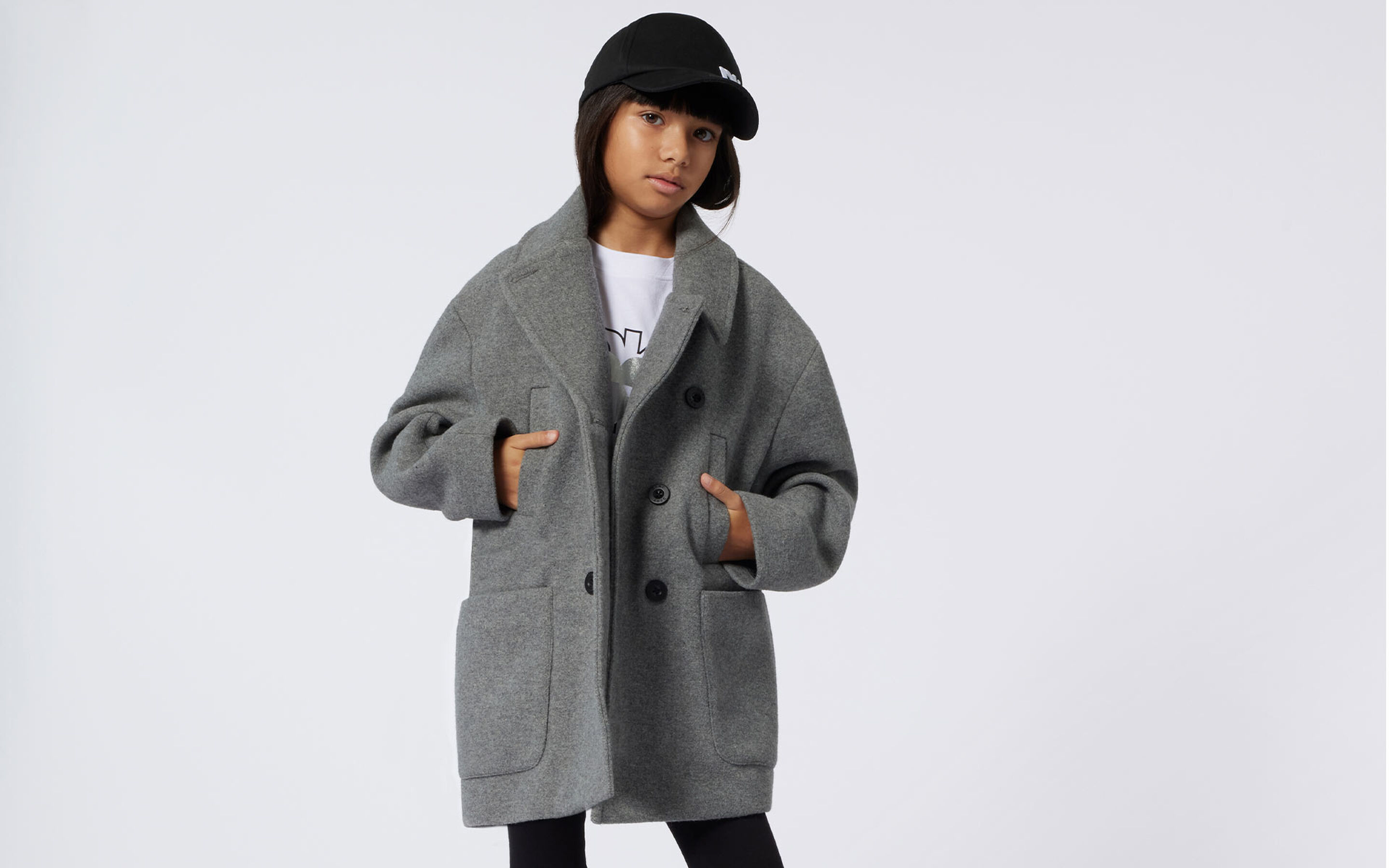 Vêtements et Accessoires pour enfants de la marque DKNY