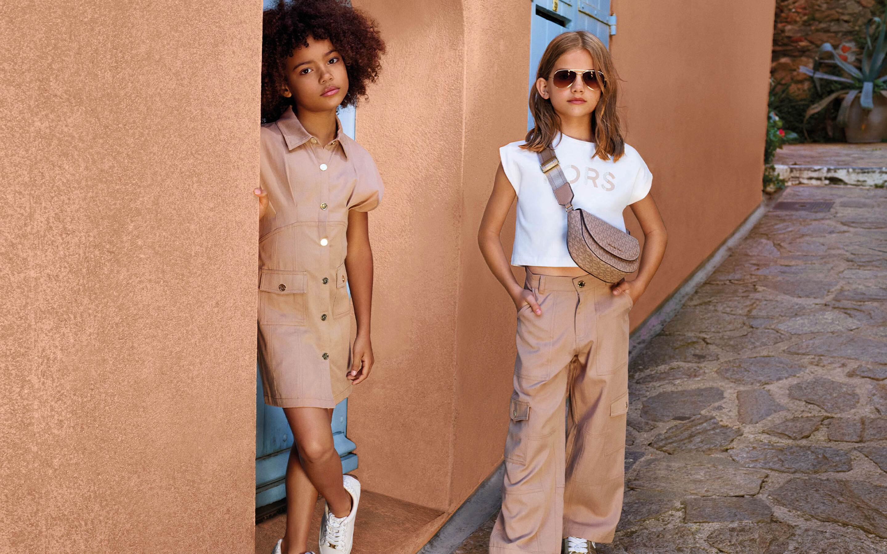 V&ecirc;tements et Accessoires pour enfants de la marque MICHAEL KORS