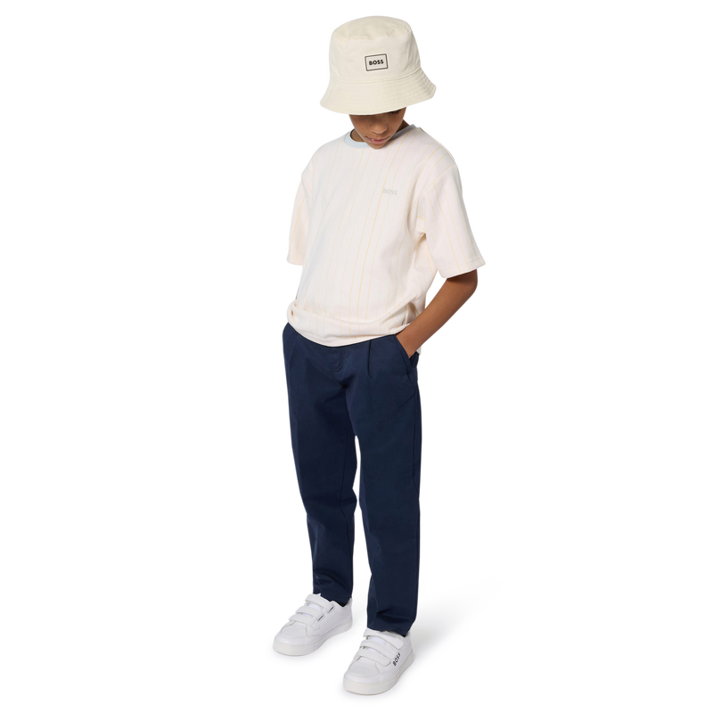 Pantalon chino BOSS 
                    GARCON