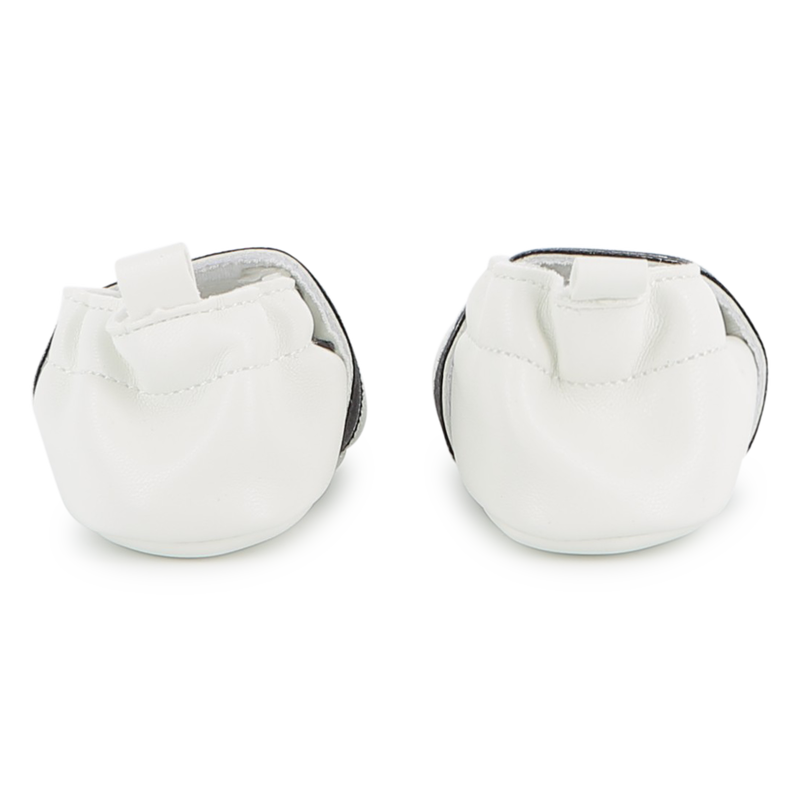 Chaussons siglés KARL LAGERFELD KIDS 
                    UNISEXE