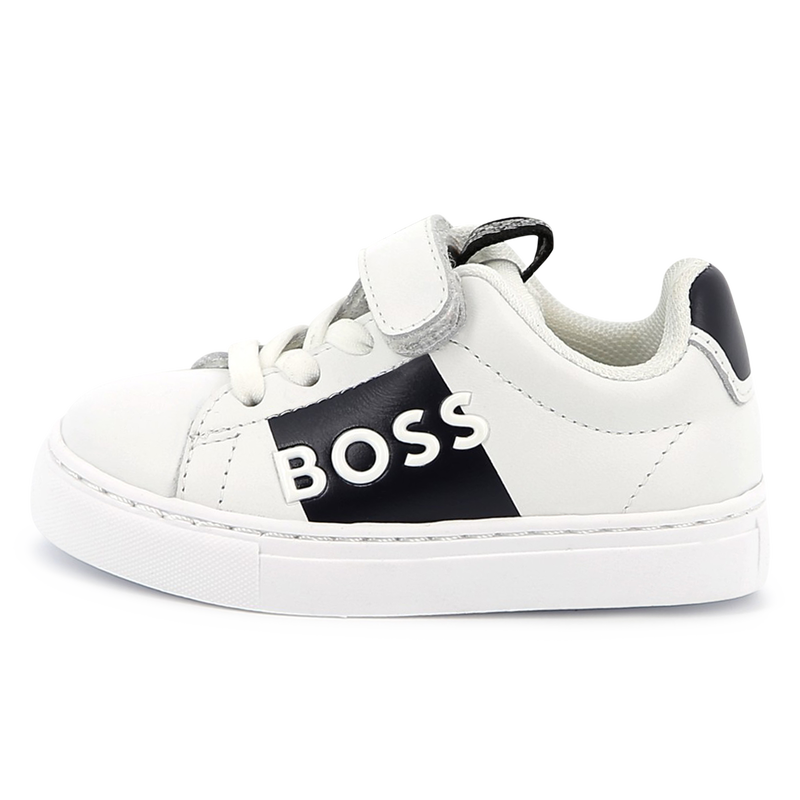 Baskets en cuir fermeture par bandes auto aggripan BOSS 
                    GARCON
