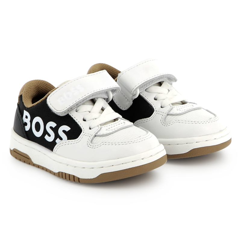 Baskets en cuir fermeture par bandes auto aggripan BOSS 
                    GARCON