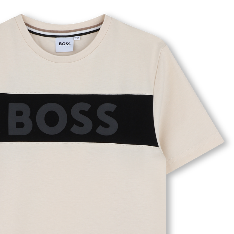 T-shirt et short BOSS 
                    GARCON