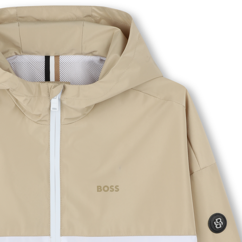 Coupe-vent bicolore à capuche BOSS 
                    GARCON