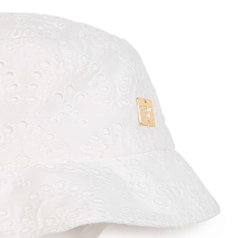 Chapeau en broderie anglaise CARREMENT BEAU 
                    FILLE