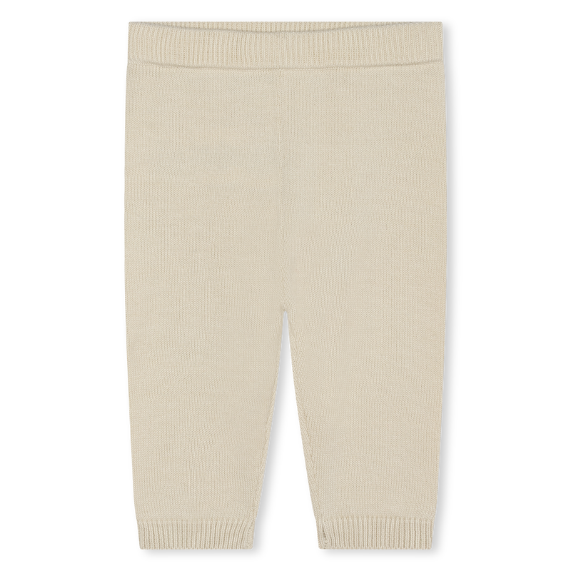 Brassière et pantalon tricot
