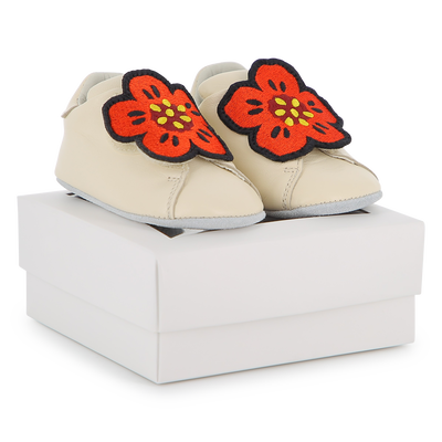 CHAUSSONS EN CUIR DE MOUTON KENZO KIDS UNISEXE
