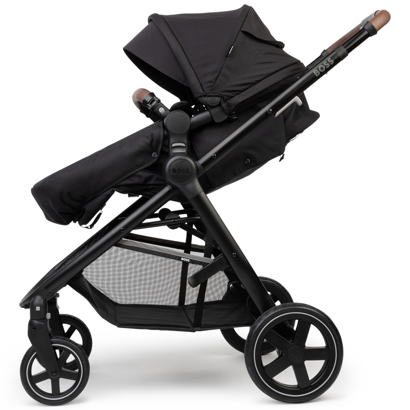 Poussette compacte 2-en-1 BOSS 
                    UNISEXE