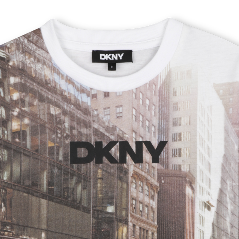 T-shirt à manches courtes DKNY 
                    GARCON
