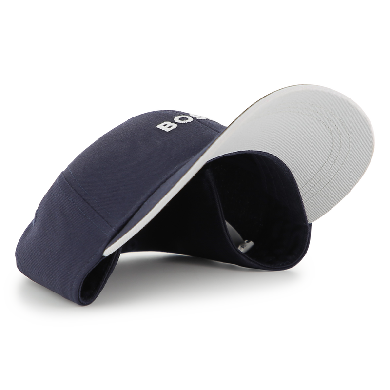 CASQUETTE &Agrave; FERMETURE R&Eacute;GLABLE BOSS 
                        GARCON