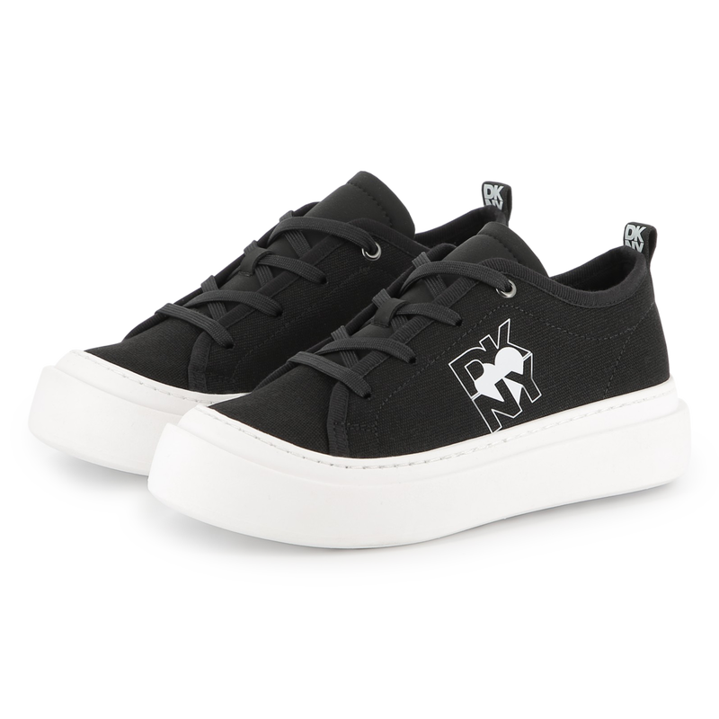Baskets lacées en toile DKNY 
                    FILLE