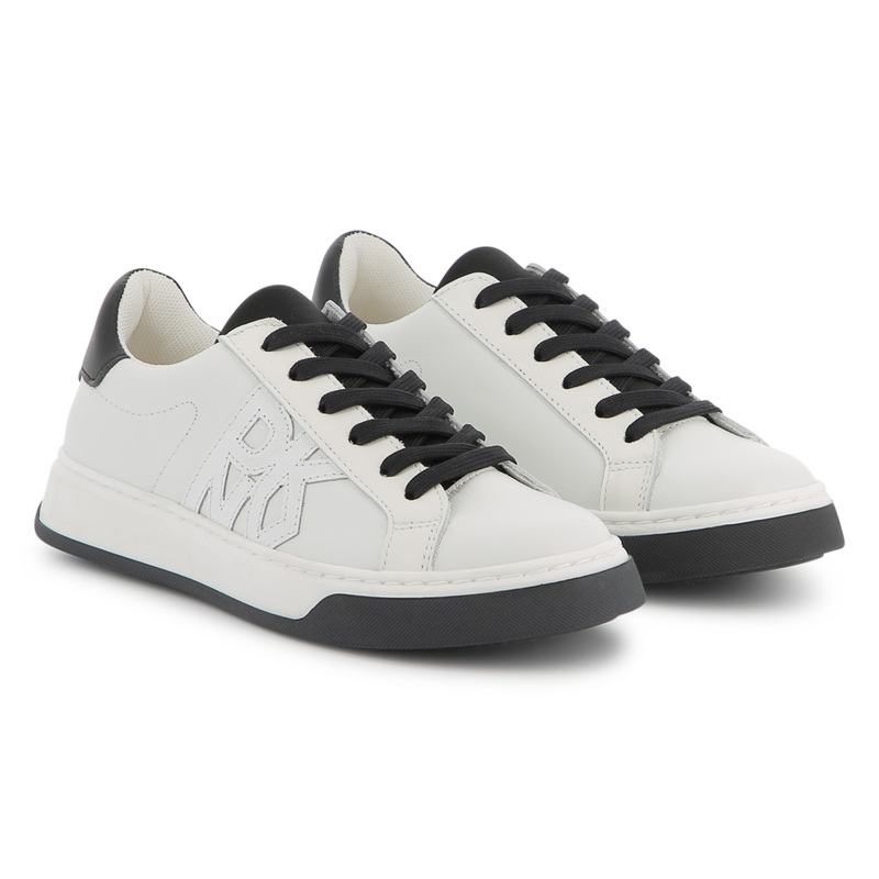 Baskets lacées en cuir DKNY 
                    UNISEXE