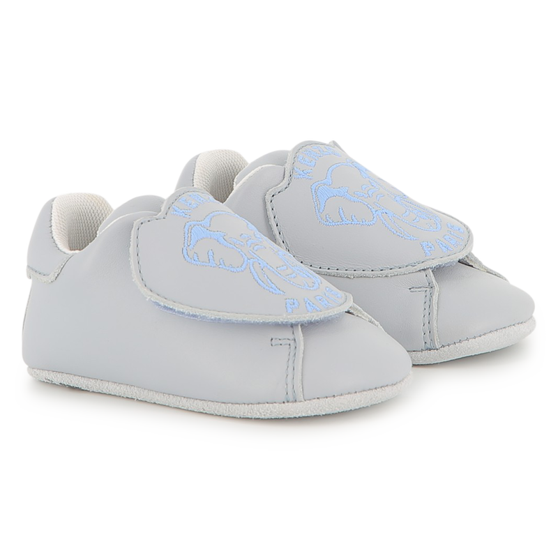 Chaussons bébé en cuir de vache KENZO KIDS 
                    UNISEXE