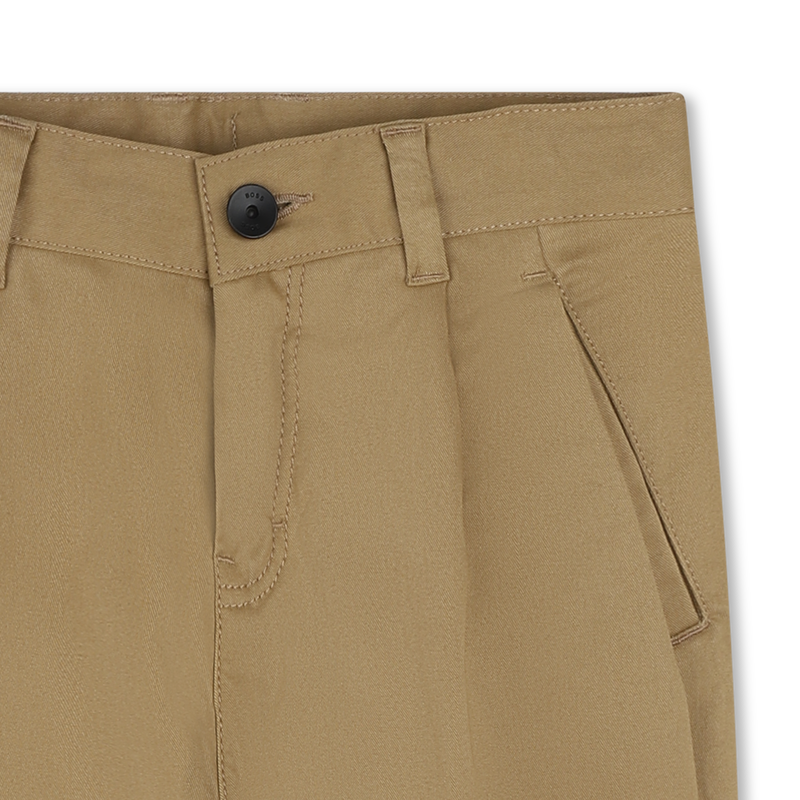 Pantalon chino en sergé uni BOSS 
                    GARCON