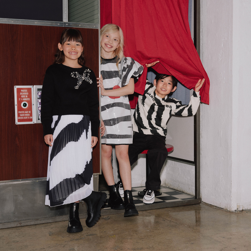 Jupe pliss&eacute;e MARC JACOBS 
                        FILLE