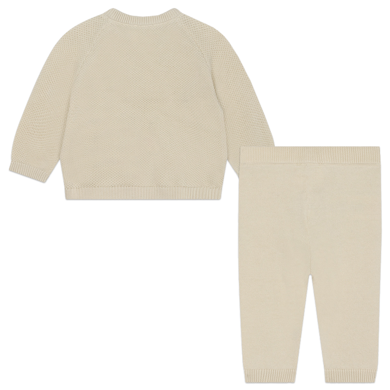 Brassière et pantalon tricot