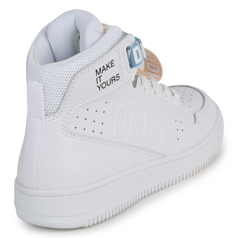 Baskets à lacets DKNY 
                    UNISEXE