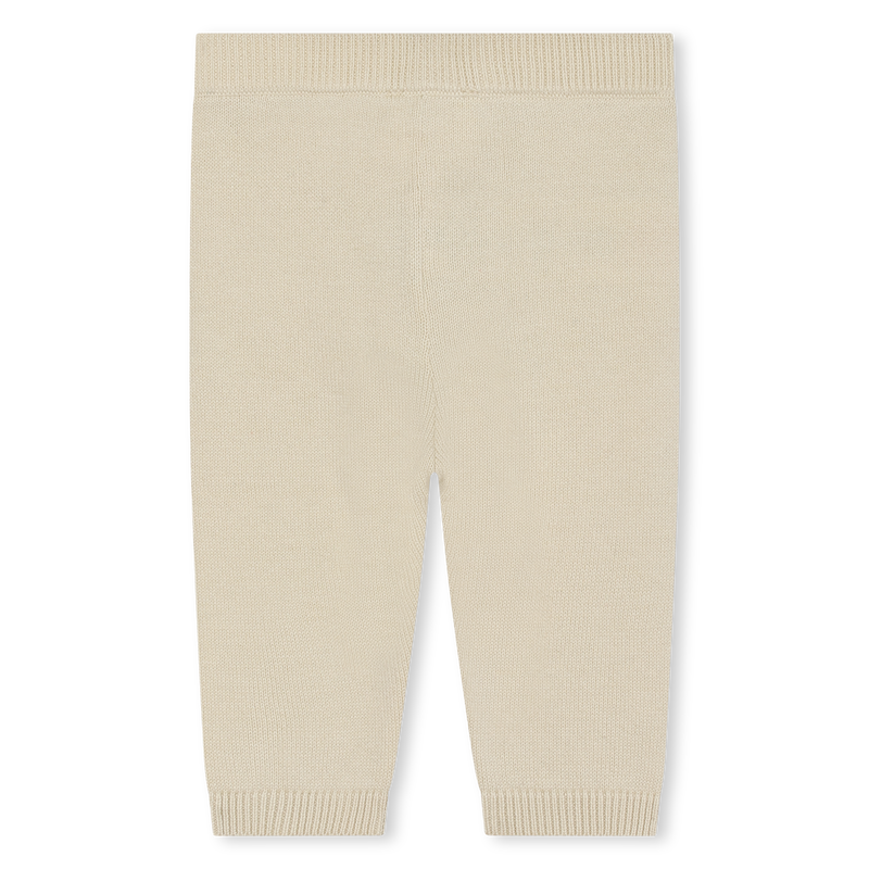 Brassière et pantalon tricot