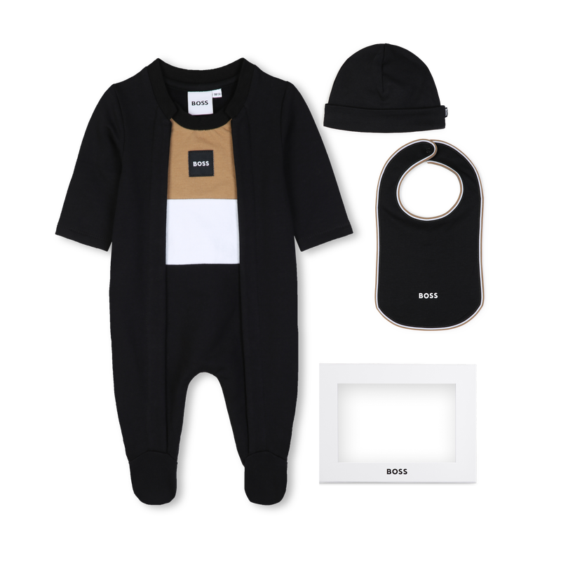 Ensemble pyjama, bonnet et bavoir BOSS 
                        GARCON
