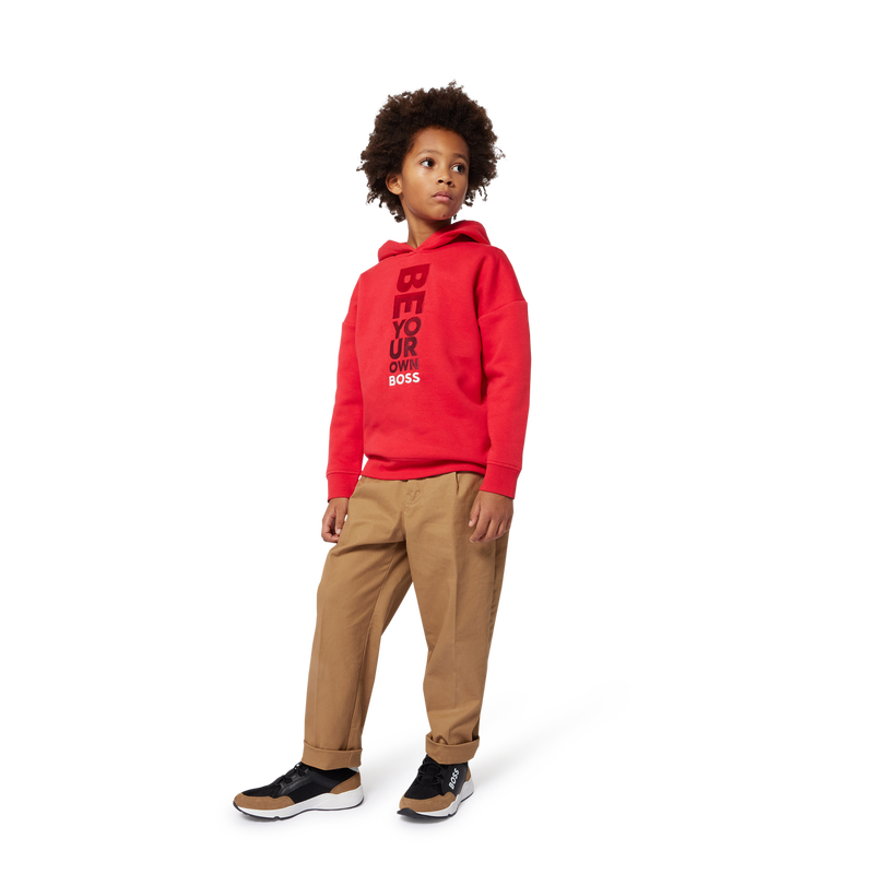 Pantalon chino en sergé uni BOSS 
                    GARCON