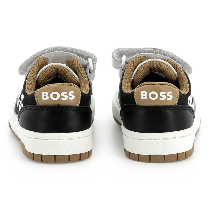 Baskets en cuir fermeture par bandes auto aggripan BOSS 
                    GARCON