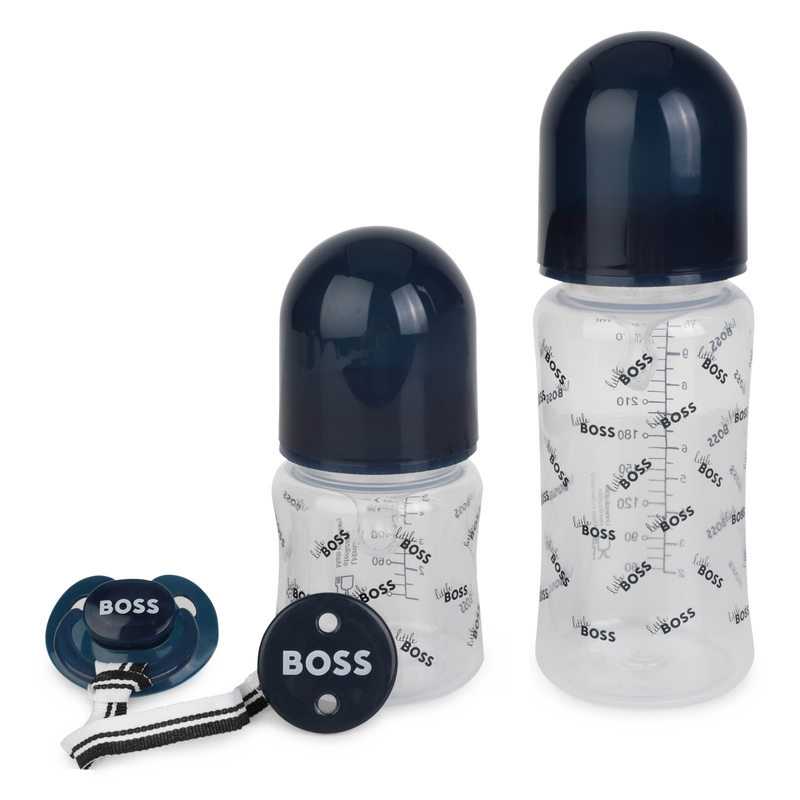 Lot de 4 pièces de naissance BOSS 
                    UNISEXE