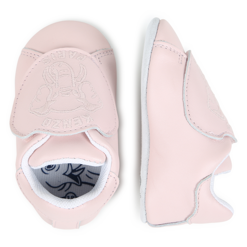 Chaussons en cuir à bande auto-agrippante KENZO KIDS 
                    UNISEXE