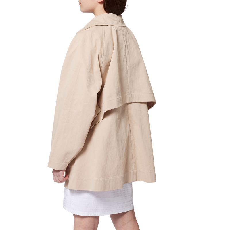 Imperm&eacute;able ample DKNY 
                        FILLE