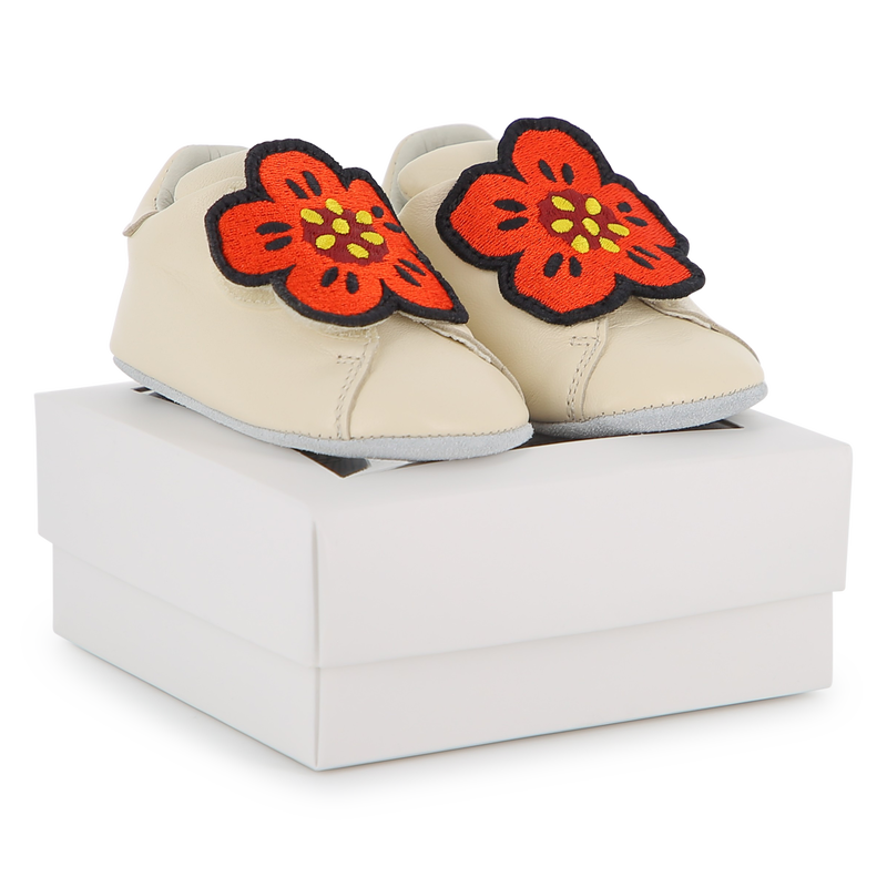 Chaussons b&eacute;b&eacute; KENZO KIDS 
                        UNISEXE