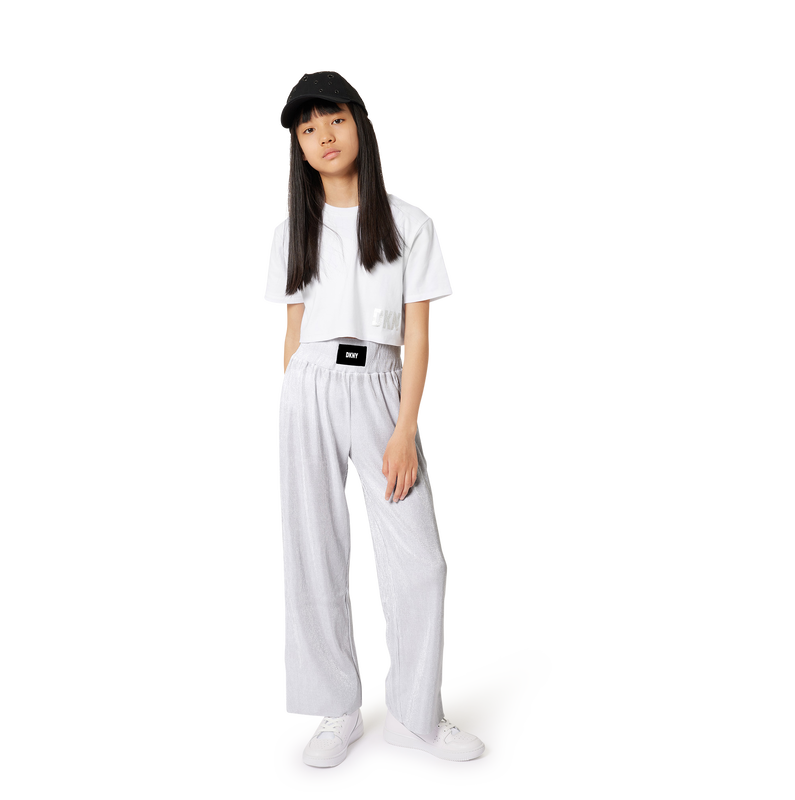 Casquette avec oeillets DKNY 
                    FILLE