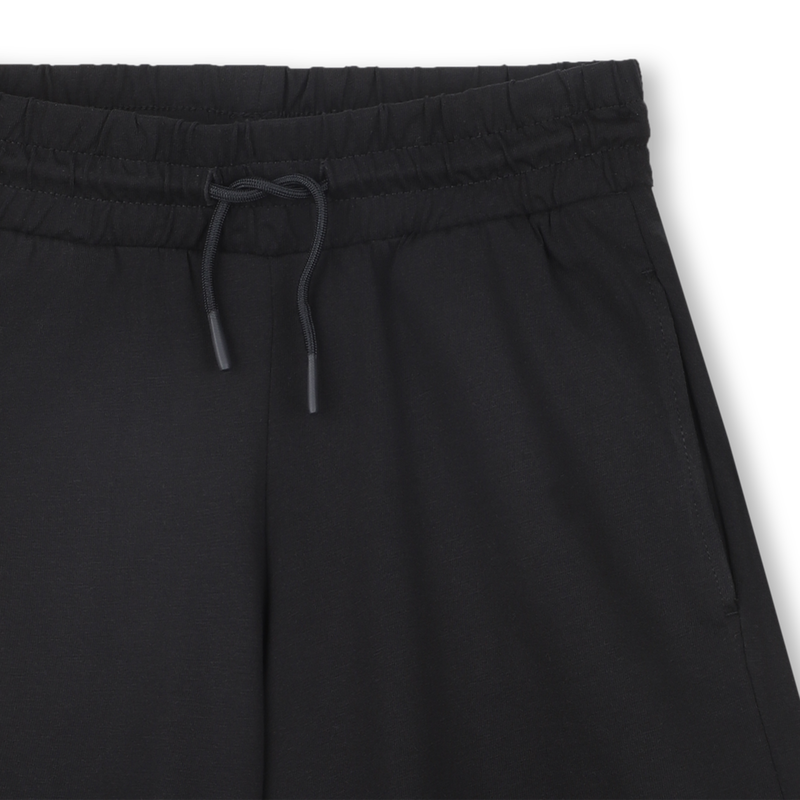 T-shirt et short BOSS 
                        GARCON