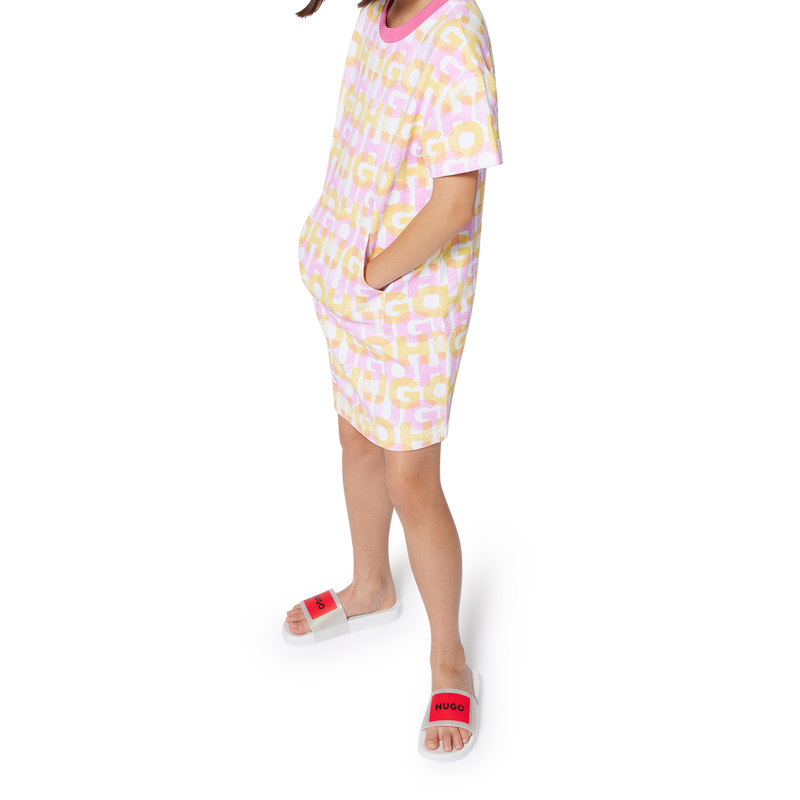 Claquettes avec badges Hugo 
                        FILLE