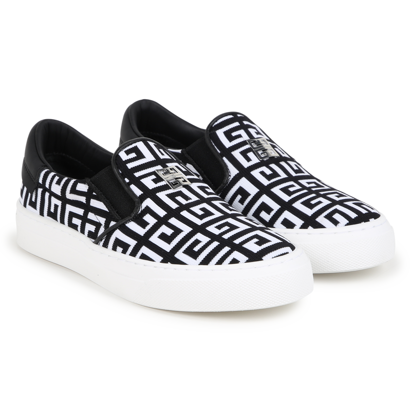 Chaussures avec motif bicolore GIVENCHY 
                    GARCON