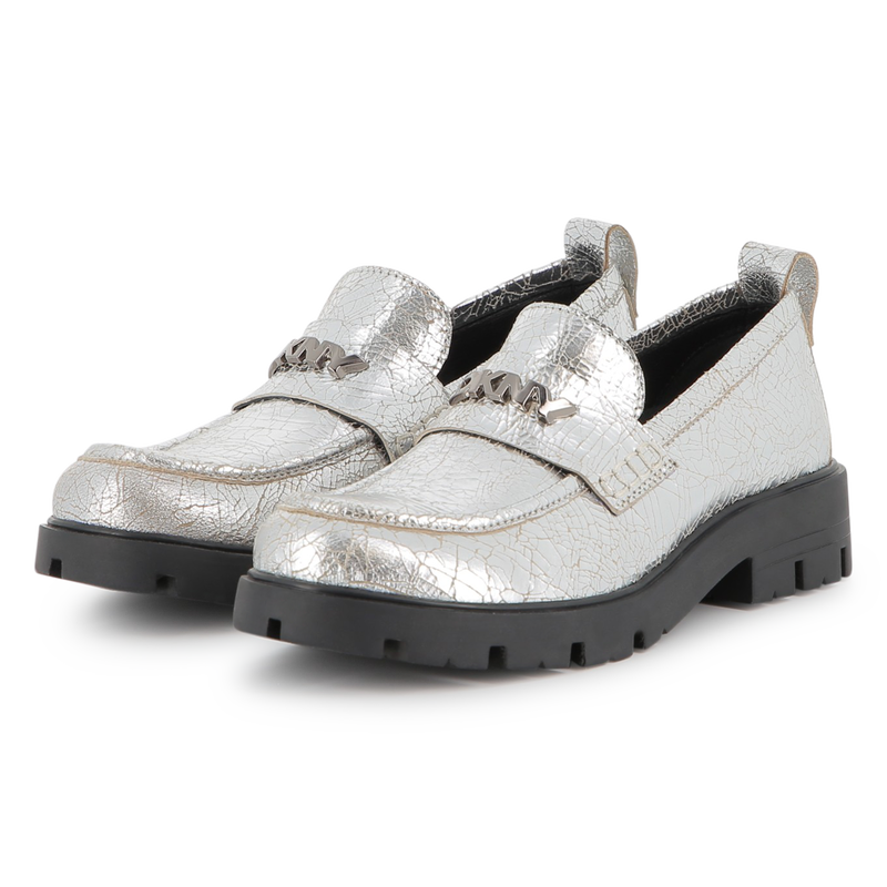 Mocassins en cuir de vachette métallisé DKNY 
                    FILLE