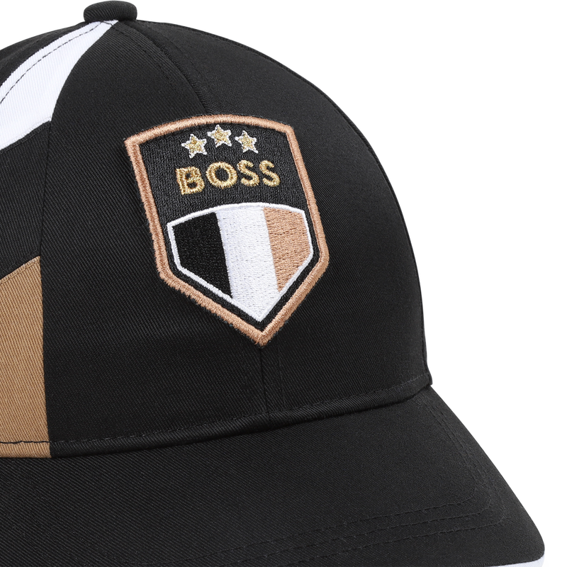 Casquette réglable avec badge BOSS 
                    GARCON