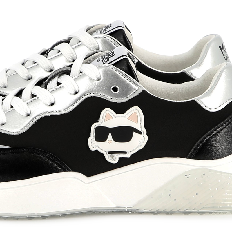 Baskets à lacets avec badge KARL LAGERFELD KIDS 
                    FILLE