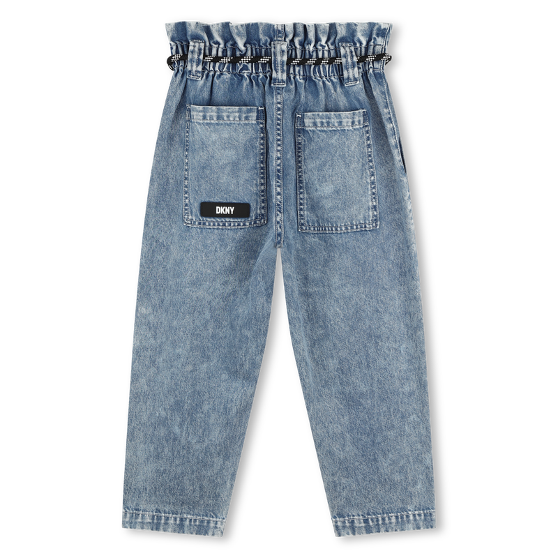 Pantalon en jean avec ceinture DKNY 
                    FILLE