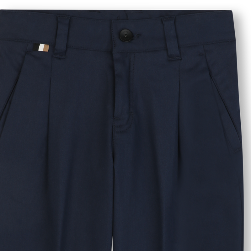 Pantalon chino BOSS 
                    GARCON