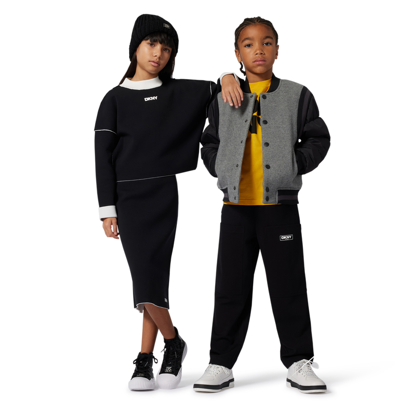 T-shirt &agrave; manches courtes DKNY 
                        GARCON