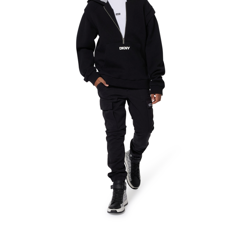 Pantalon multipoches DKNY 
                        GARCON