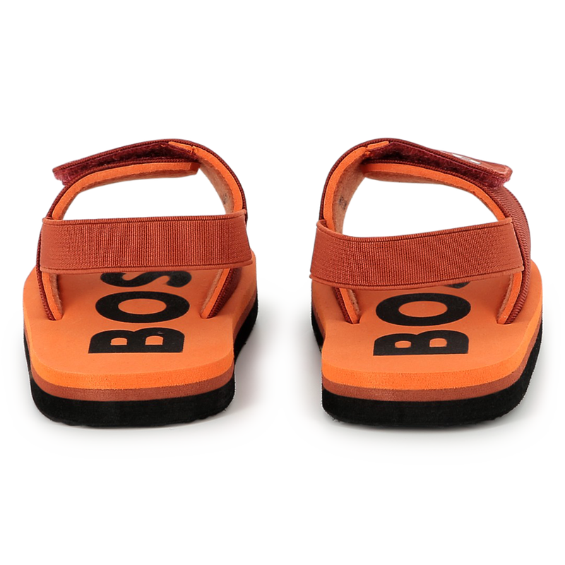Claquettes avec fermeture par bandes auto aggripan BOSS 
                    GARCON
